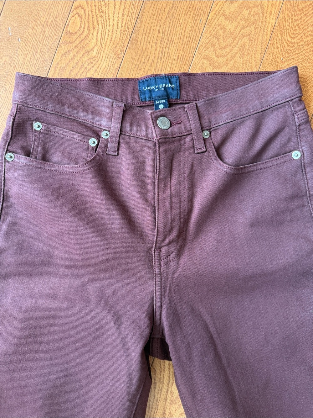 Lucky Brand Women's Ankle-Length Slim Cropped Pants in Deep Maroon